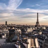 Apre il fuoco in strada e uccide 3 persone: strage razziale a Parigi